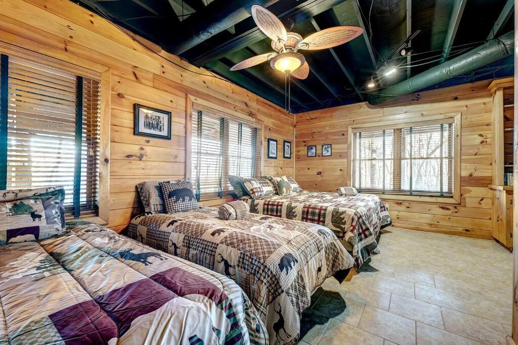 Blue Ridge Bliss- Spacious Cabin, Pets, Hot Tub! Exterior foto
