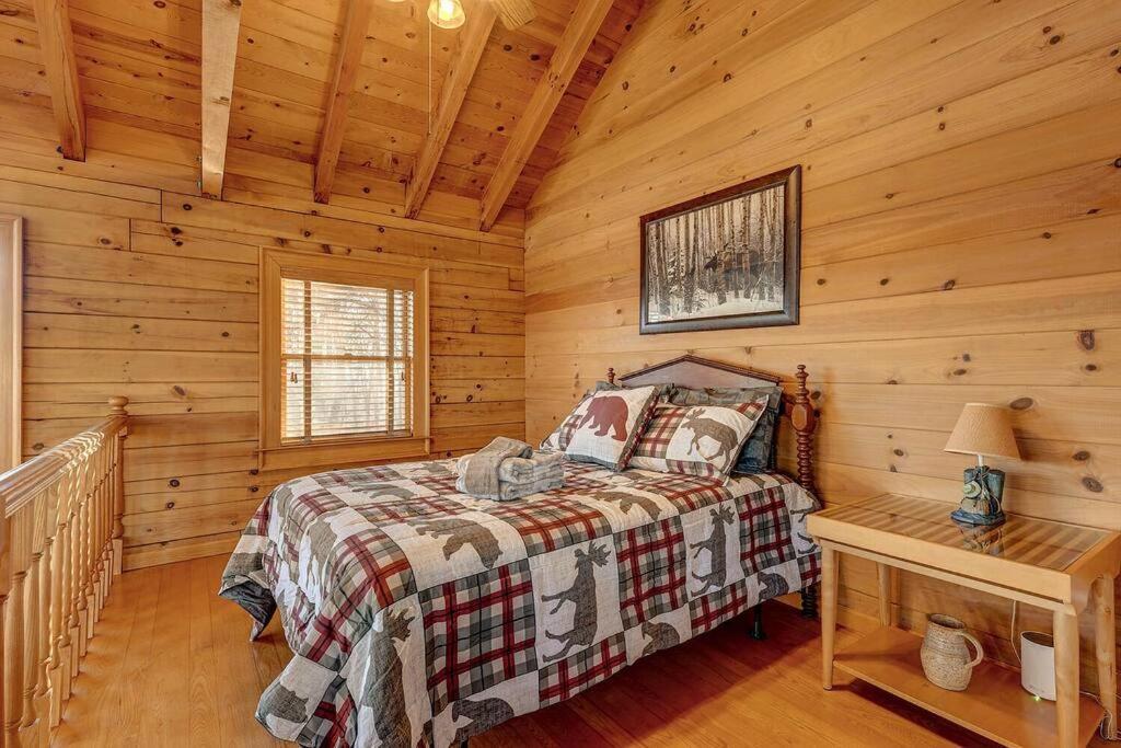 Blue Ridge Bliss- Spacious Cabin, Pets, Hot Tub! Exterior foto